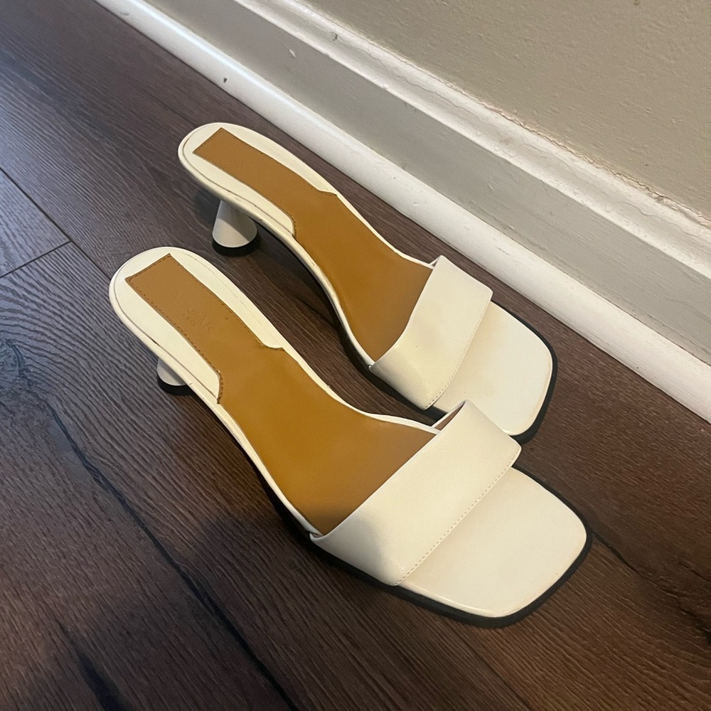 Jaggar the Label Heeled Sandals